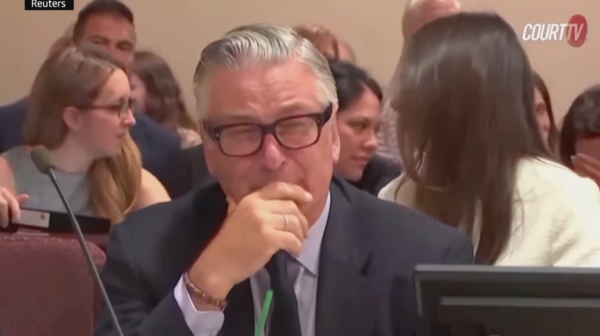 뉴멕시코 판사, 알렉 볼드윈에 대한 과실치사 혐의 기각 /가디언지 갈무리